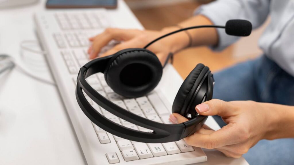 Contoh Chat Customer Service